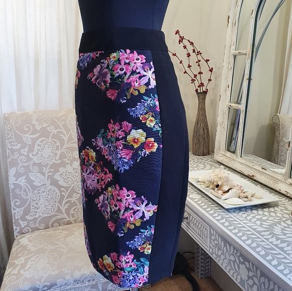 🍒NWT🍒 TED BAKER PENCIL SKIRT - Picture 2 of 5